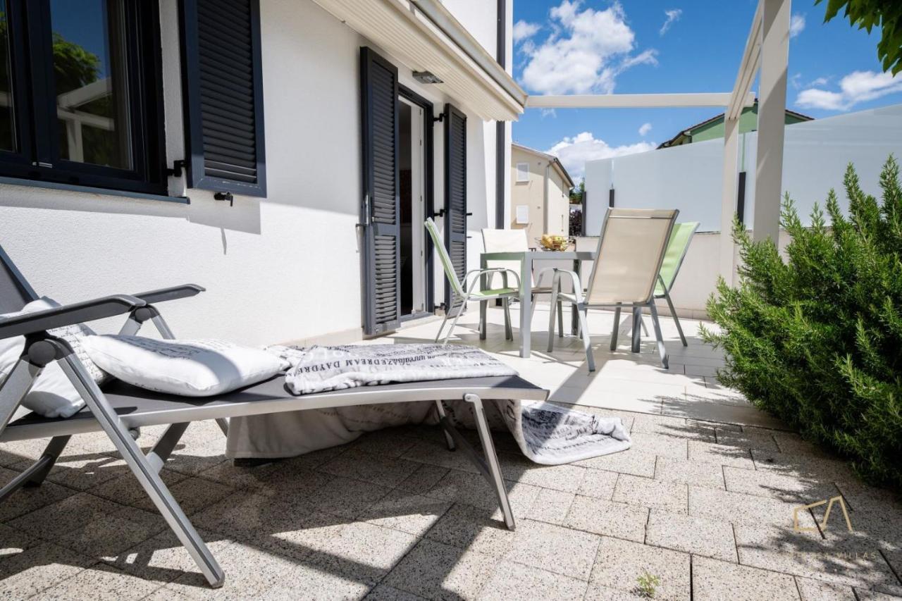 Apartments Iskra Malinska Eksteriør bilde